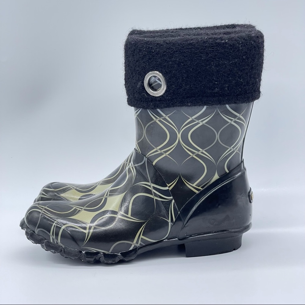 Bogs Becca Swirl Print Boot. - image 4